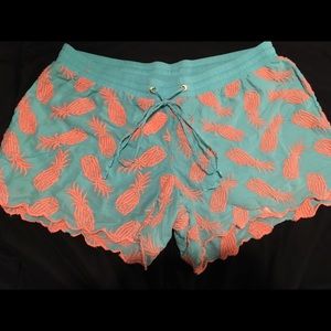Lilly Pulitzer Baybreeze Pineapple Shorts